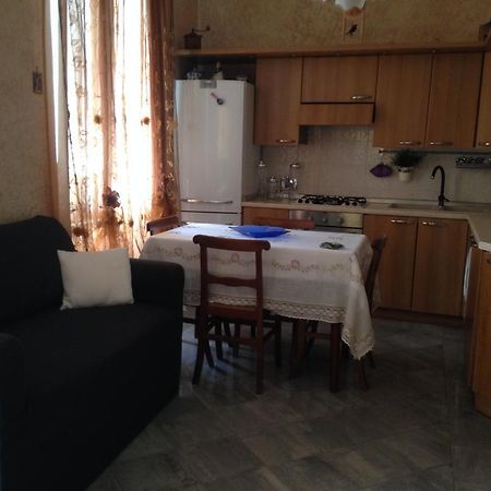 Casa Vacanza "Marina San Giuseppe" Apartment Вентимиля Екстериор снимка