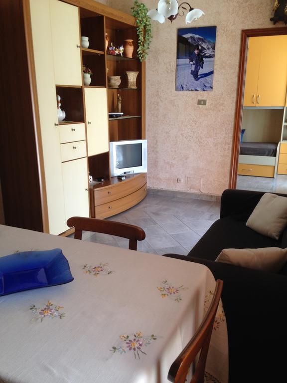 Casa Vacanza "Marina San Giuseppe" Apartment Вентимиля Екстериор снимка
