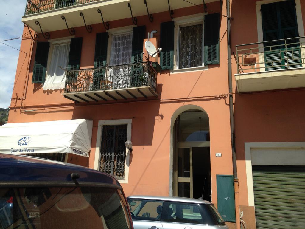 Casa Vacanza "Marina San Giuseppe" Apartment Вентимиля Екстериор снимка
