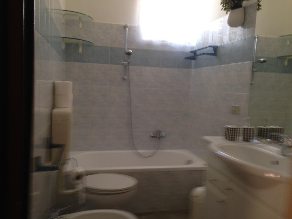 Casa Vacanza "Marina San Giuseppe" Apartment Вентимиля Екстериор снимка
